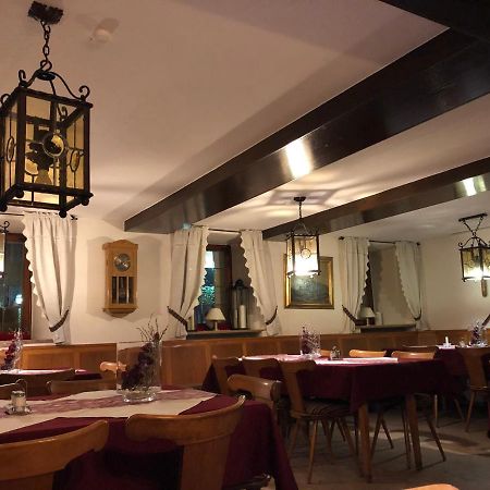 Gasthof Adler Schillingsfuerst Luaran gambar