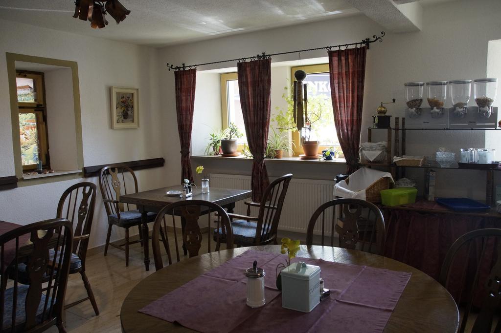 Gasthof Adler Schillingsfuerst Luaran gambar