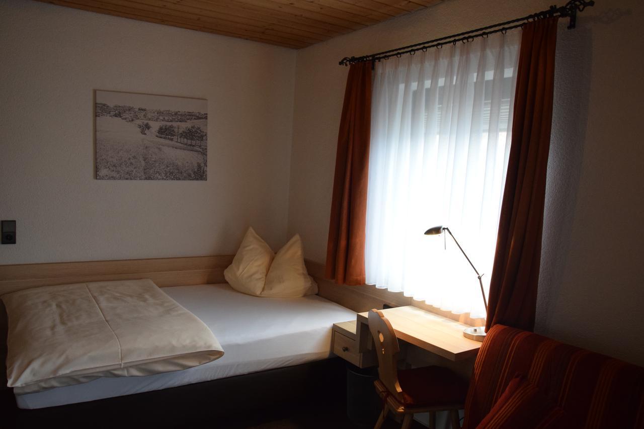 Gasthof Adler Schillingsfuerst Luaran gambar