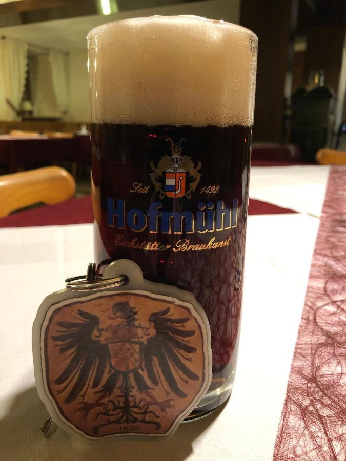 Gasthof Adler Schillingsfuerst Luaran gambar
